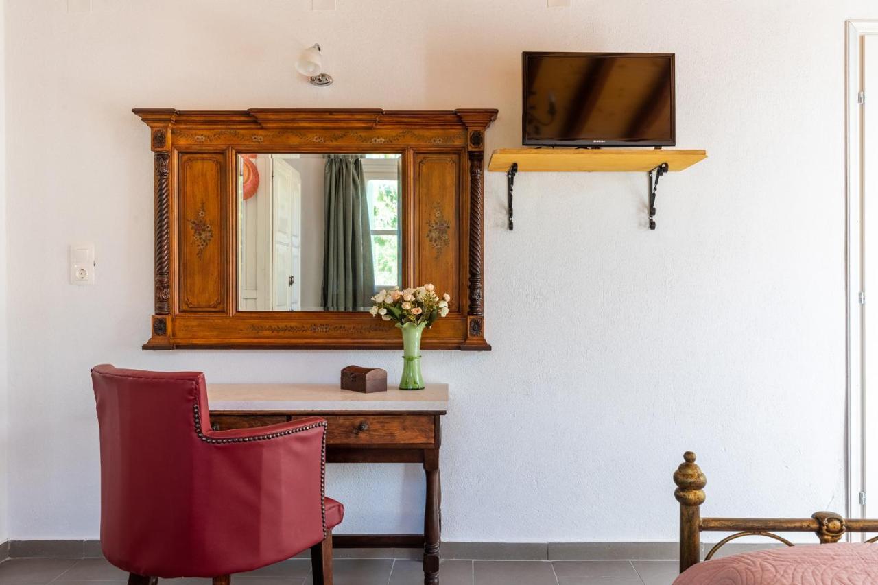 Skopelos Amigdalia Cottage Extérieur photo