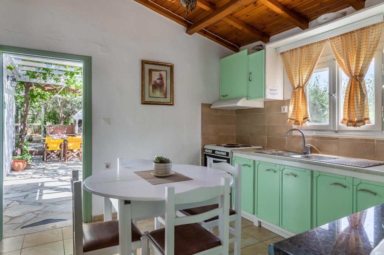 Skopelos Amigdalia Cottage Extérieur photo